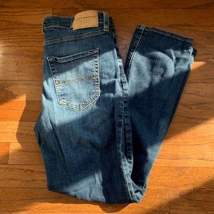 30/32🍀 Lucky Brand 223 straight jeans. 👖